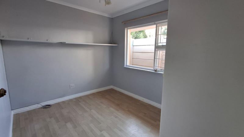 4 Bedroom Property for Sale in Flamingo Vlei Western Cape